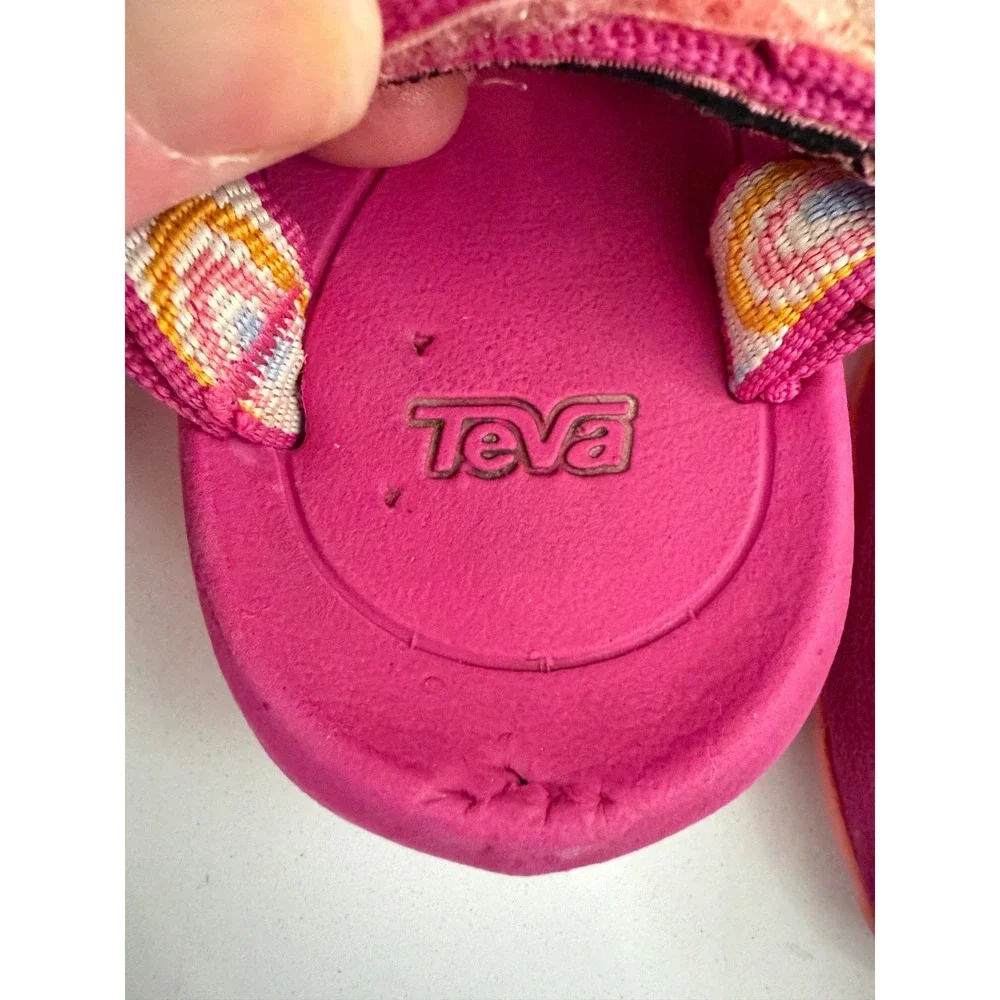 Teva Hurricane XLT 2 Toddler Pink Rainbow Star Sport Sandals 1019390T Size 6T